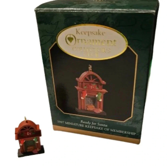 Hallmark Keepsake Miniature "Ready for Santa "  1997 - Picture 3 of 6